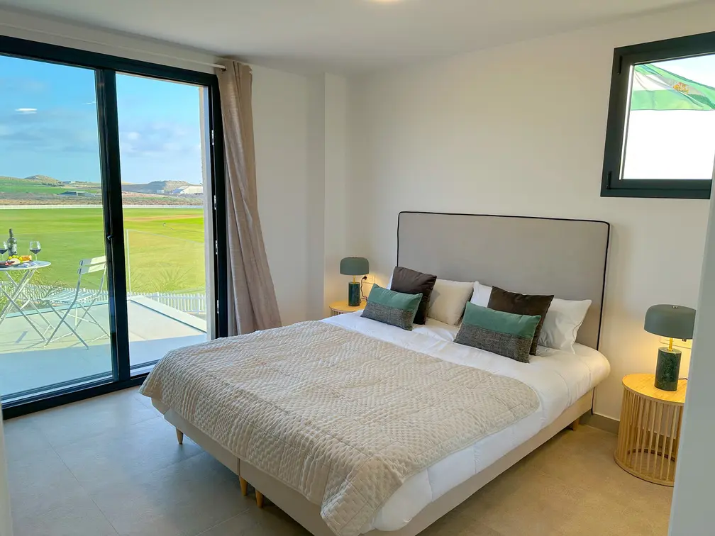 Cricket_Residence_Bedroom_1__1_