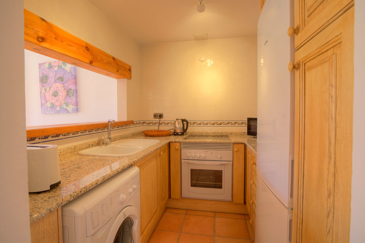 DSG-Photos-133-HarbourLights-Kitchen